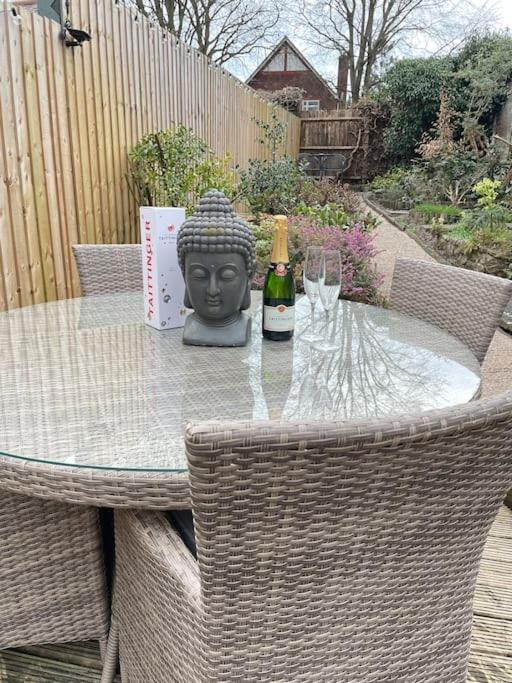 Entire Georgian Luxury Home - 3 Storey- High St Henley-In-Arden -Two Bedrooms-Sleeps 4 מראה חיצוני תמונה