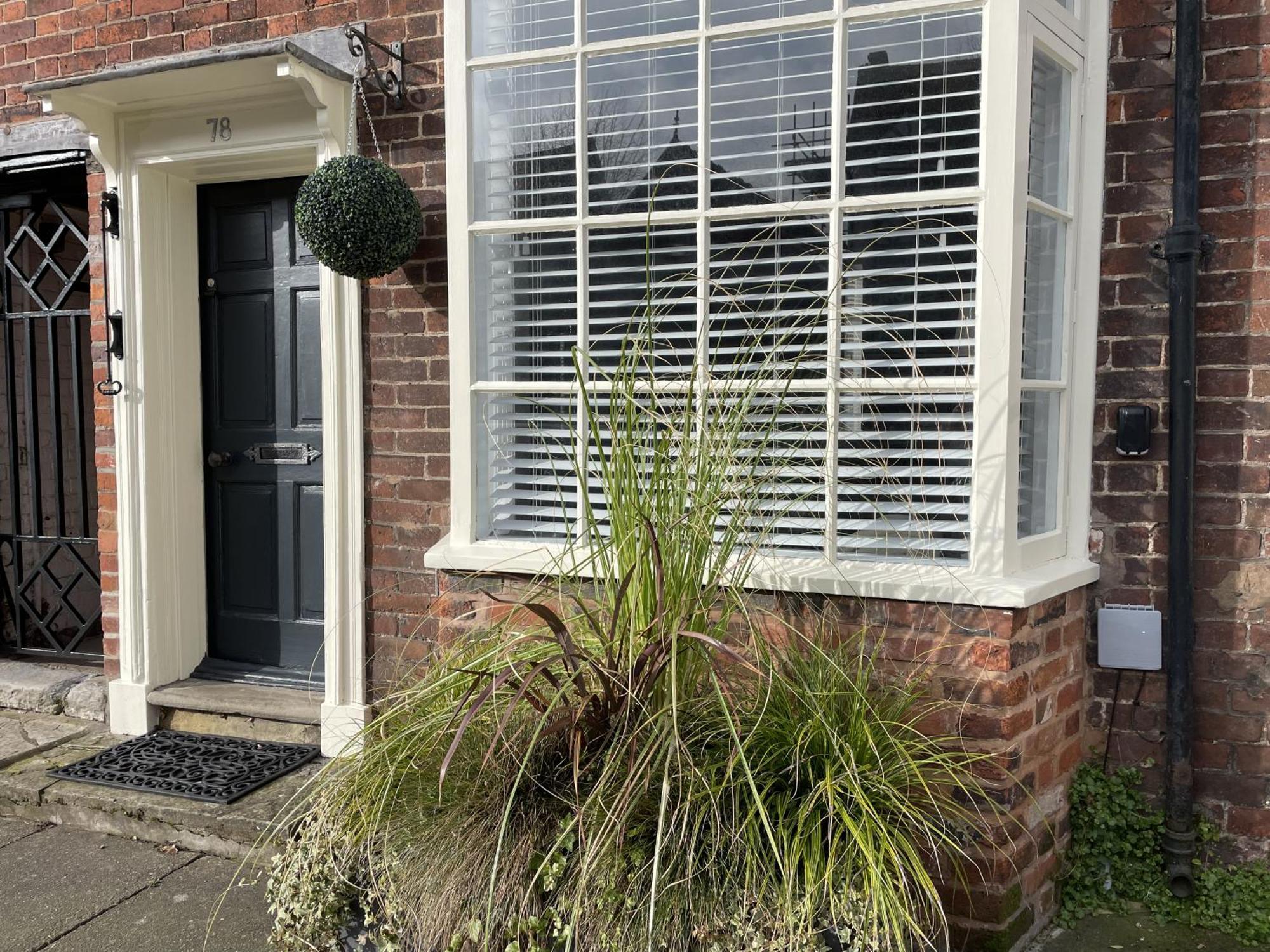 Entire Georgian Luxury Home - 3 Storey- High St Henley-In-Arden -Two Bedrooms-Sleeps 4 מראה חיצוני תמונה