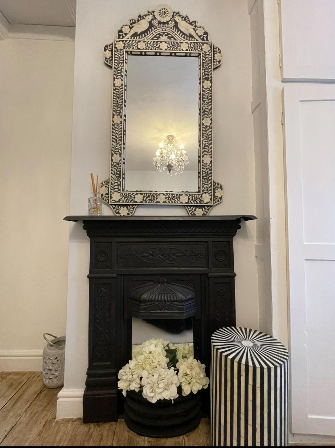 Entire Georgian Luxury Home - 3 Storey- High St Henley-In-Arden -Two Bedrooms-Sleeps 4 מראה חיצוני תמונה